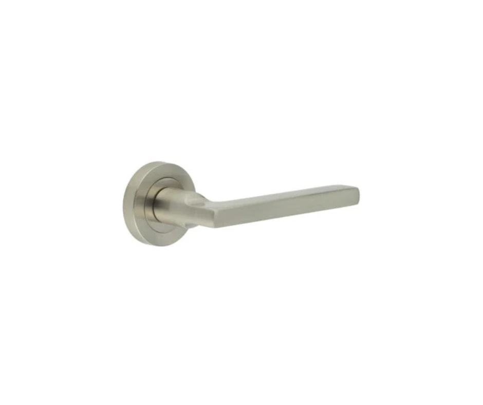 Jet lever handle, satin nickel